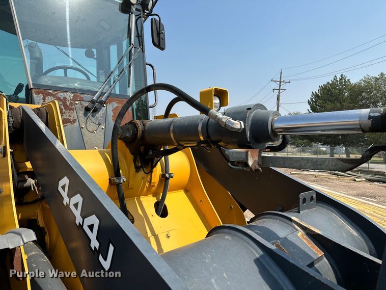 image for item DJ6211 2006 John Deere 444J  wheel loader