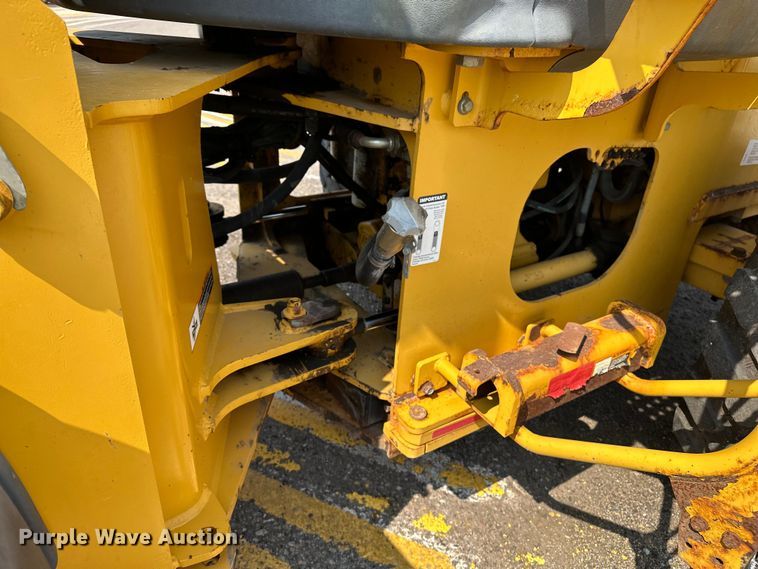 image for item DJ6211 2006 John Deere 444J  wheel loader