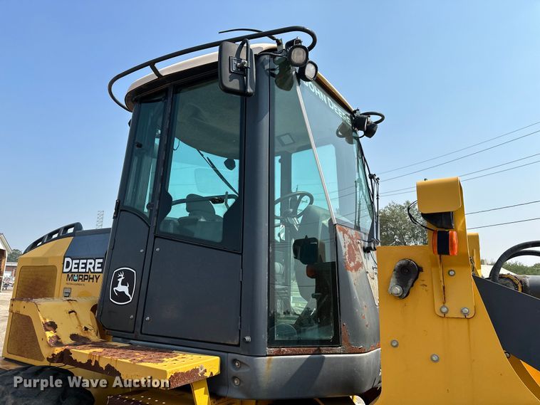 image for item DJ6211 2006 John Deere 444J  wheel loader