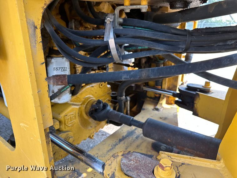 image for item DJ6211 2006 John Deere 444J  wheel loader