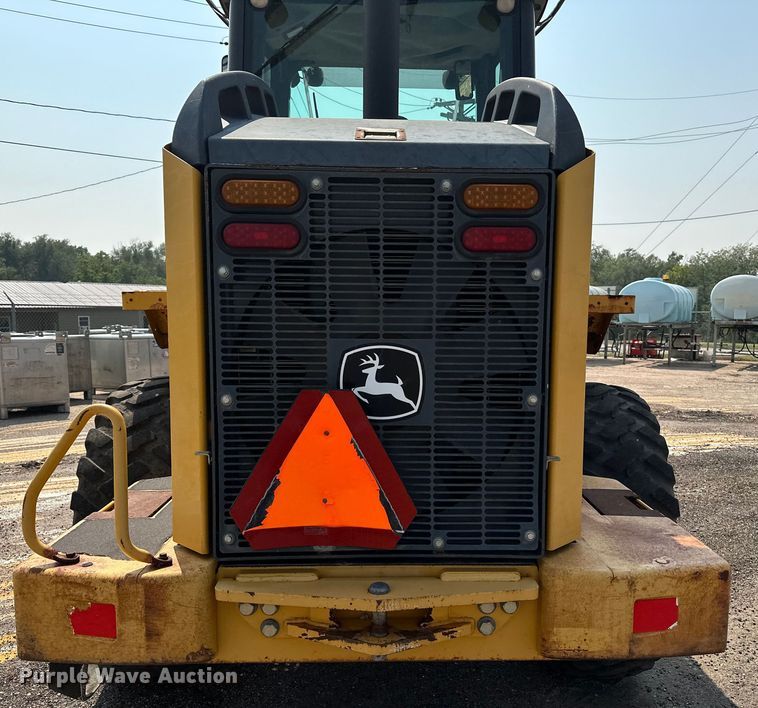 image for item DJ6211 2006 John Deere 444J  wheel loader