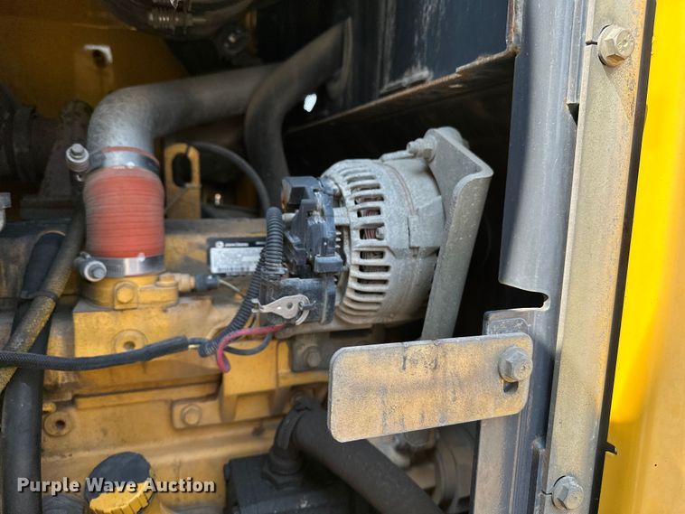 image for item DJ6211 2006 John Deere 444J  wheel loader