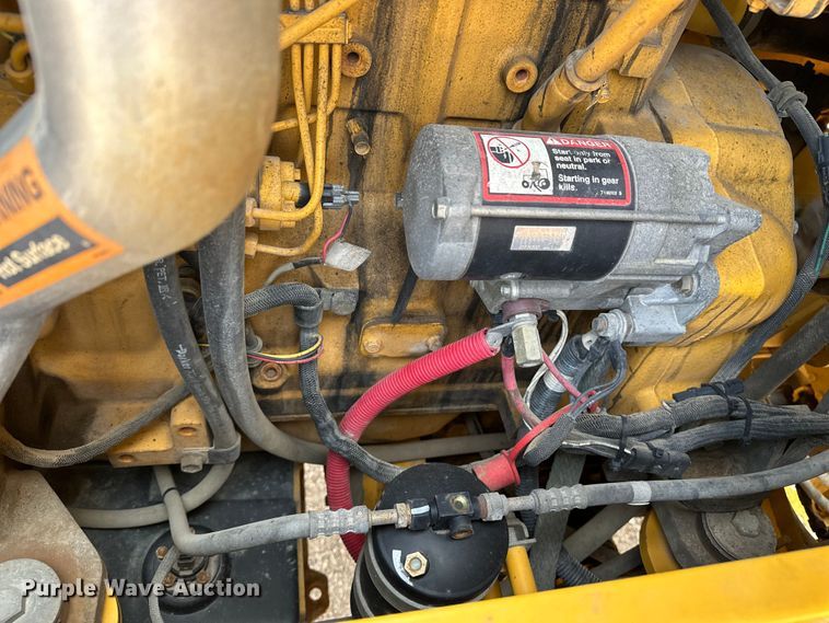 image for item DJ6211 2006 John Deere 444J  wheel loader