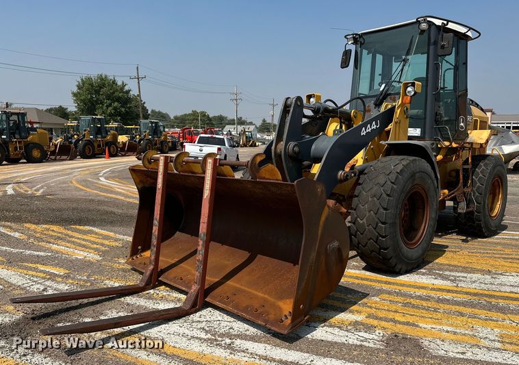 image for item DJ6212 2005 John Deere 444J  wheel loader