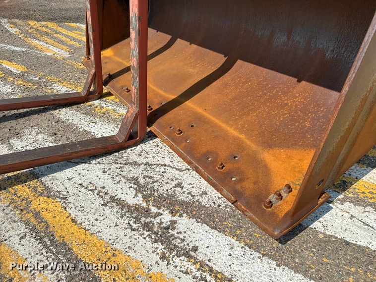 image for item DJ6212 2005 John Deere 444J  wheel loader