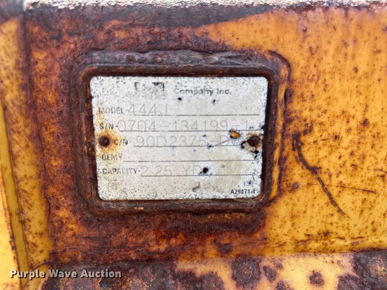 image for item DJ6212 2005 John Deere 444J  wheel loader