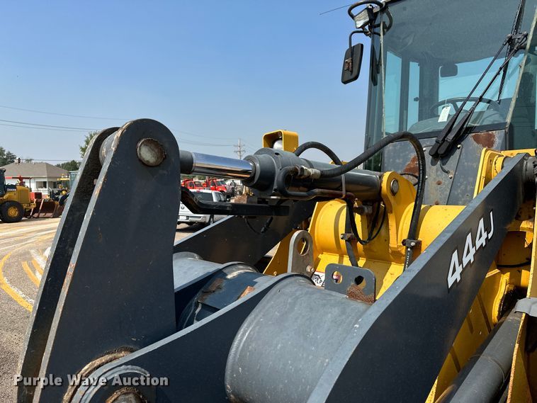 image for item DJ6212 2005 John Deere 444J  wheel loader