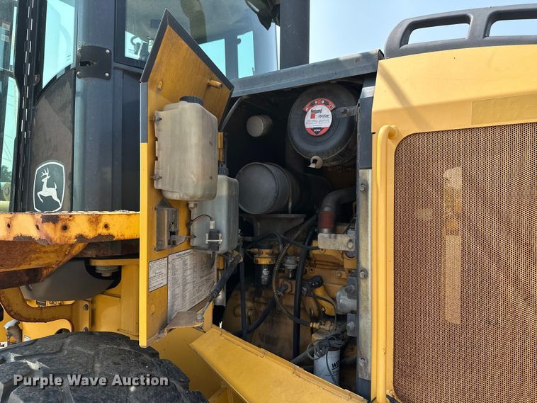 image for item DJ6212 2005 John Deere 444J  wheel loader