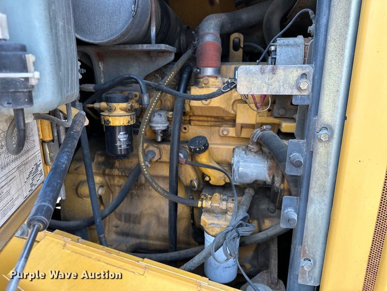 image for item DJ6212 2005 John Deere 444J  wheel loader