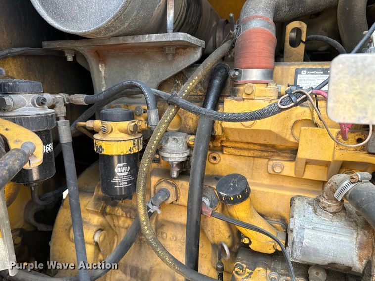 image for item DJ6212 2005 John Deere 444J  wheel loader