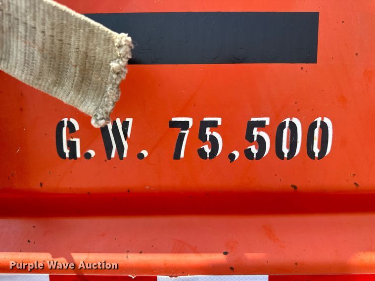 image for item DJ6213 2005 International 7400  dump truck