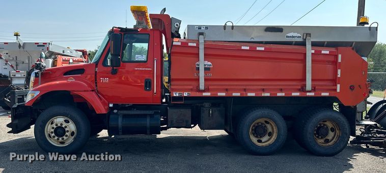 image for item DJ6214 2007 International 4700  dump truck