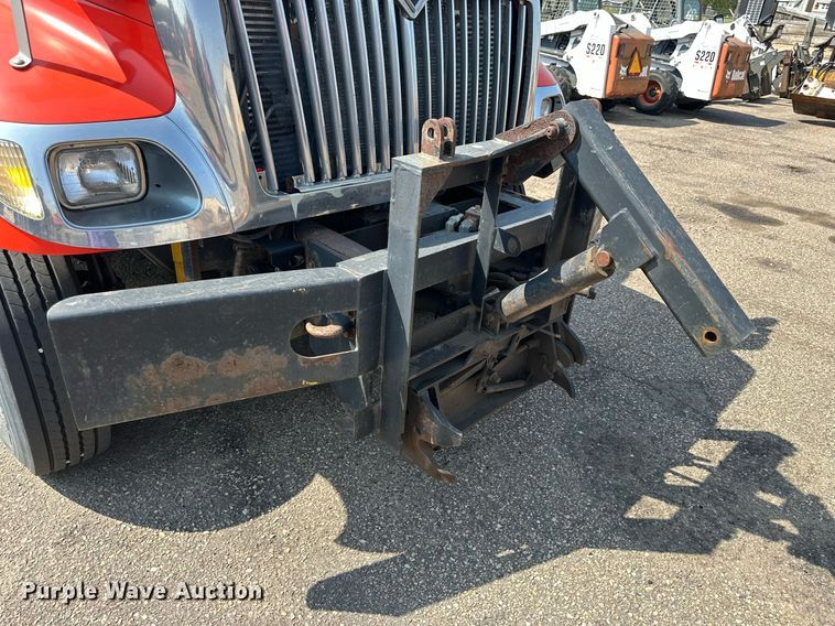 image for item DJ6214 2007 International 4700  dump truck