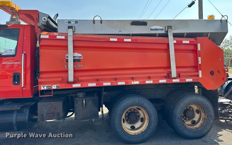 image for item DJ6214 2007 International 4700  dump truck