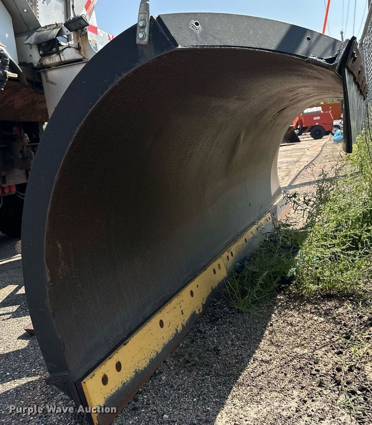 image for item DJ6214 2007 International 4700  dump truck