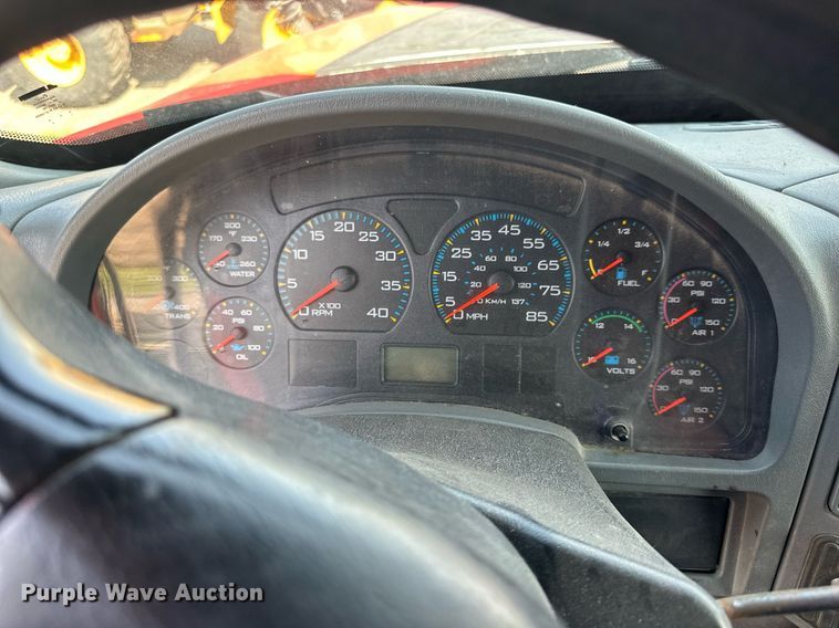 image for item DJ6214 2007 International 4700  dump truck