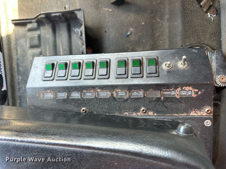 image for item DJ6214 2007 International 4700  dump truck