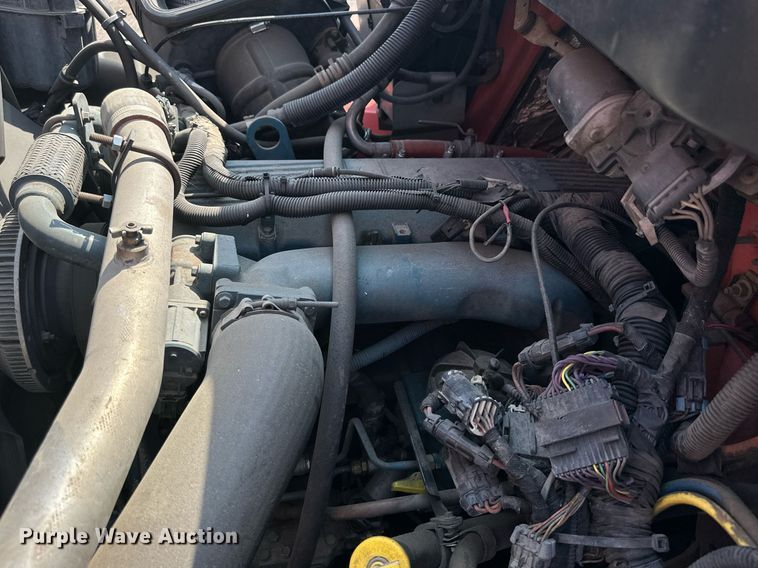 image for item DJ6214 2007 International 4700  dump truck