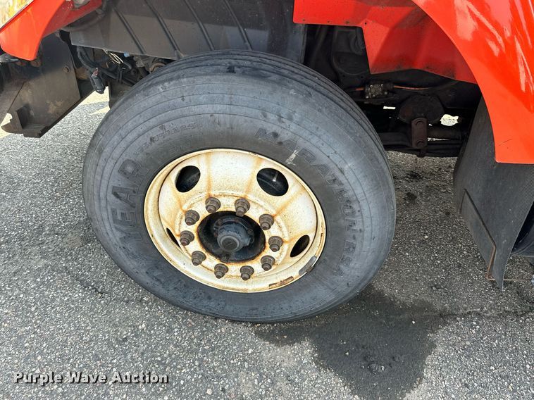 image for item DJ6214 2007 International 4700  dump truck