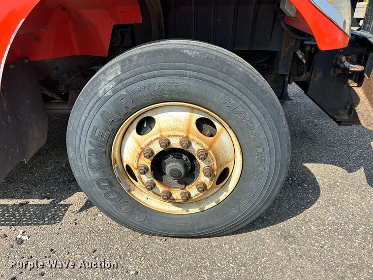 image for item DJ6214 2007 International 4700  dump truck