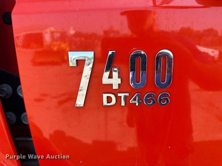 image for item DJ6214 2007 International 4700  dump truck