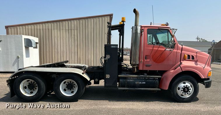 image for item DJ6215 2002 Sterling LT9513  semi truck