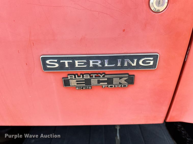 image for item DJ6215 2002 Sterling LT9513  semi truck