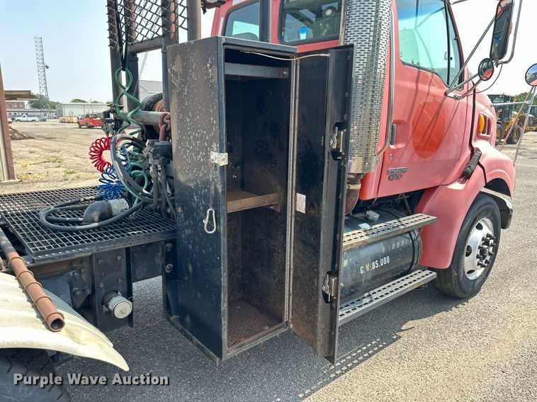 image for item DJ6215 2002 Sterling LT9513  semi truck