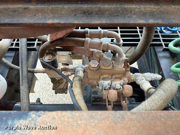 image for item DJ6215 2002 Sterling LT9513  semi truck