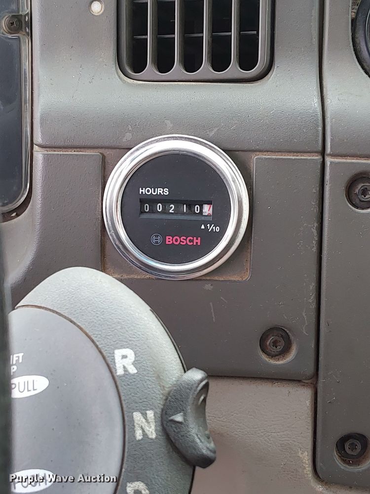 image for item DJ6215 2002 Sterling LT9513  semi truck