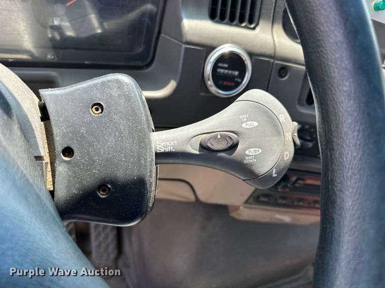 image for item DJ6215 2002 Sterling LT9513  semi truck