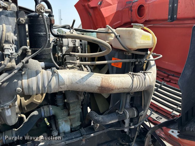 image for item DJ6215 2002 Sterling LT9513  semi truck