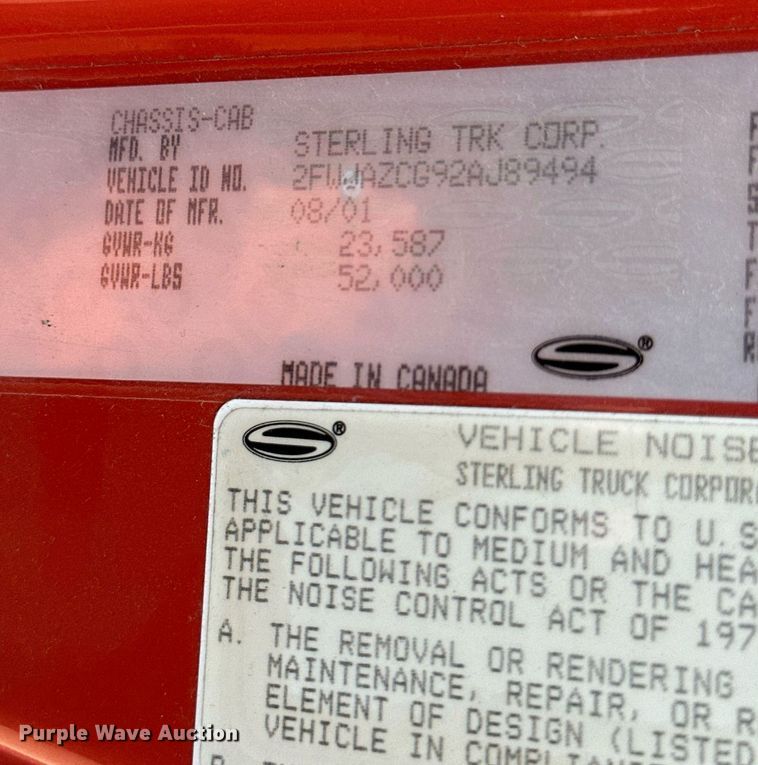 image for item DJ6215 2002 Sterling LT9513  semi truck