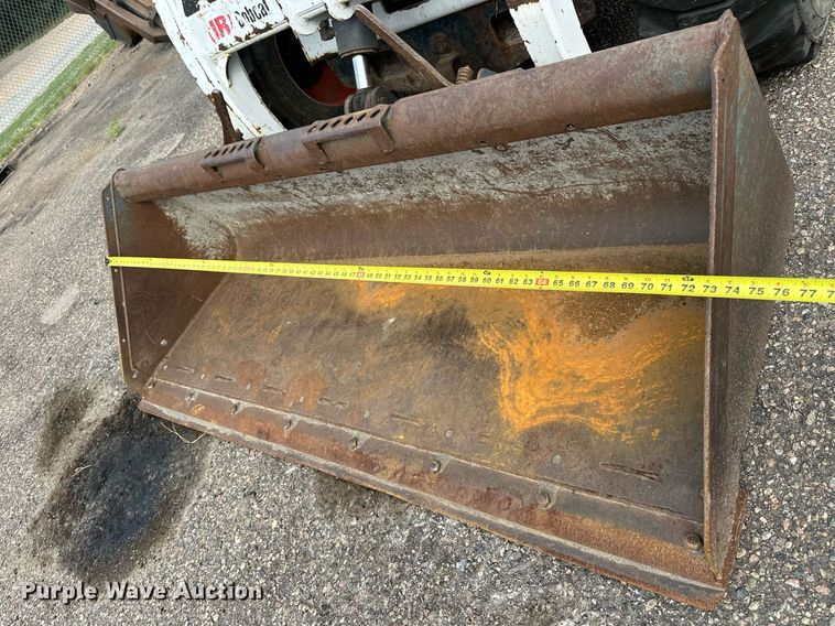 image for item DJ6216 2001 Bobcat 863  skid steer loader