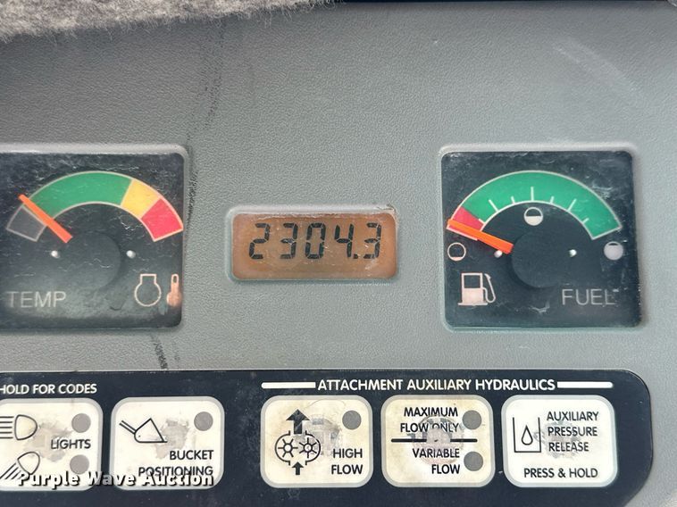 image for item DJ6216 2001 Bobcat 863  skid steer loader