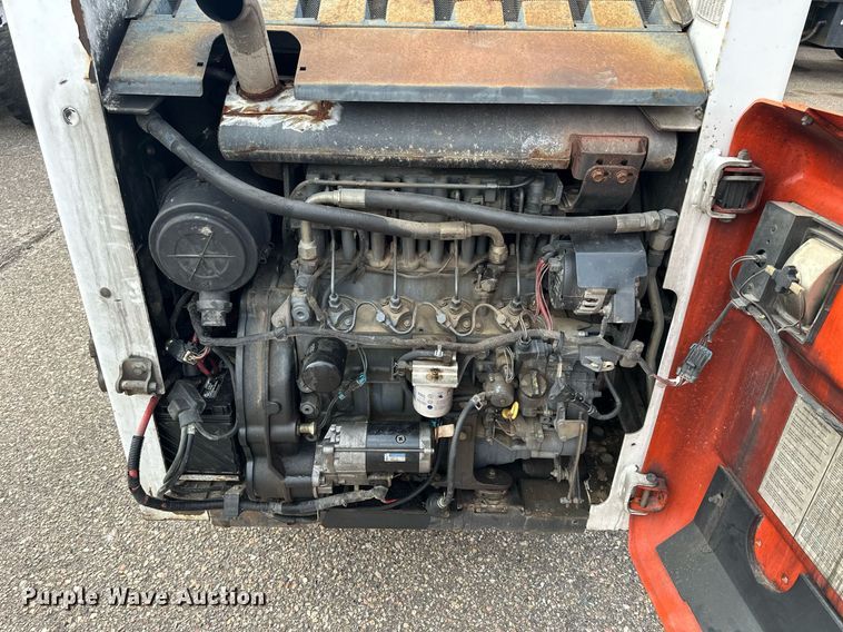 image for item DJ6216 2001 Bobcat 863  skid steer loader