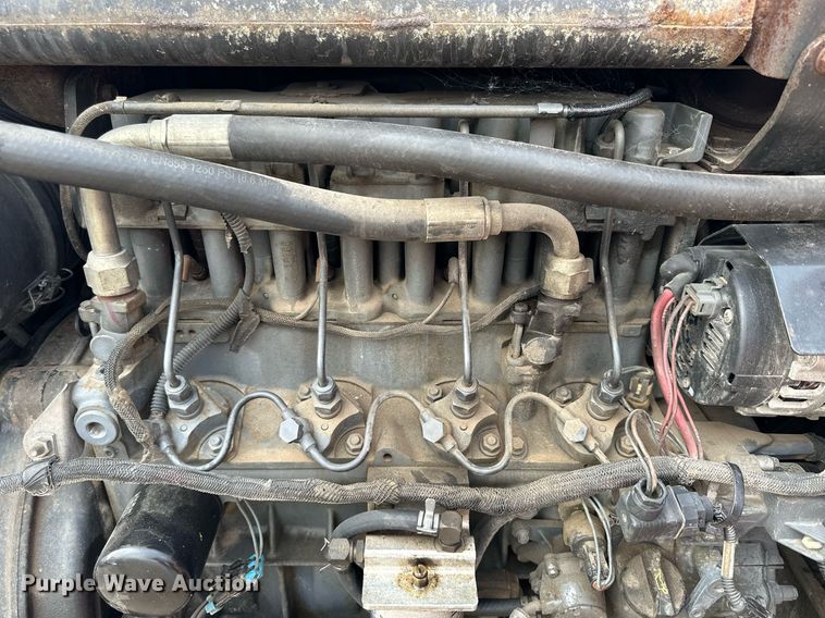 image for item DJ6216 2001 Bobcat 863  skid steer loader