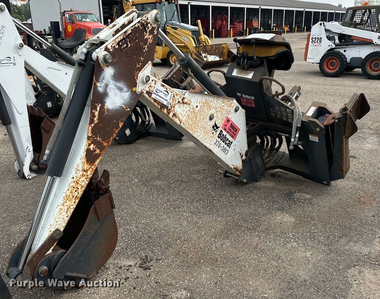 image for item DJ6219 Bobcat 8811  skid steer backhoe