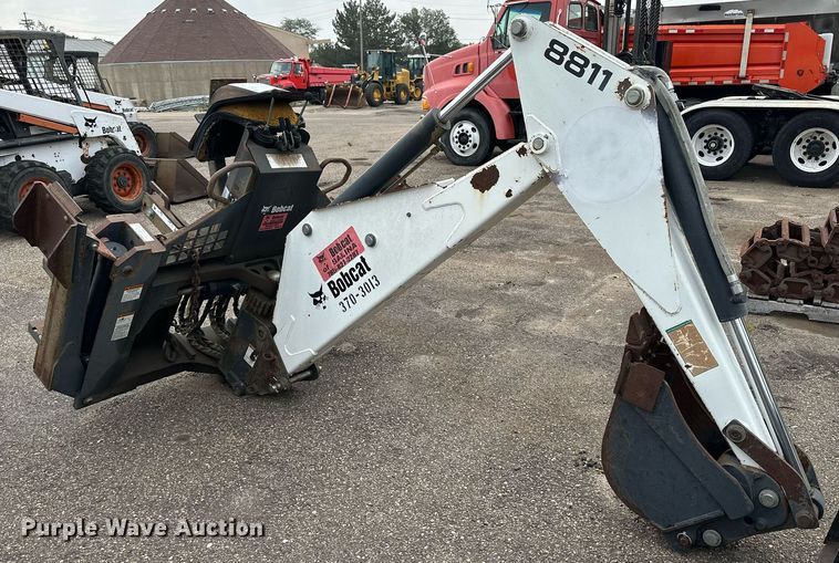 image for item DJ6219 Bobcat 8811  skid steer backhoe