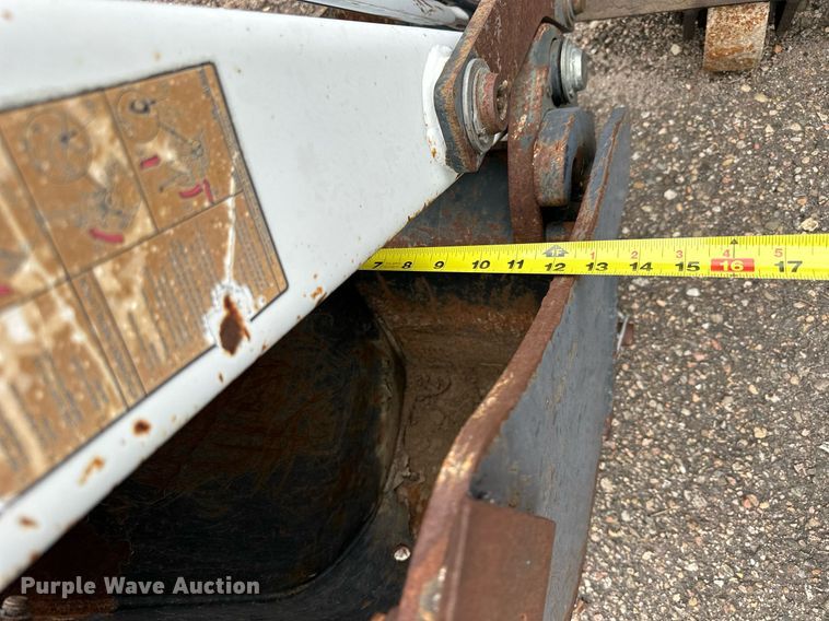 image for item DJ6219 Bobcat 8811  skid steer backhoe