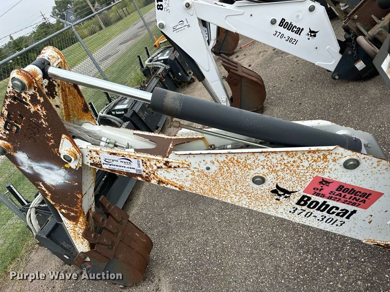 image for item DJ6219 Bobcat 8811  skid steer backhoe
