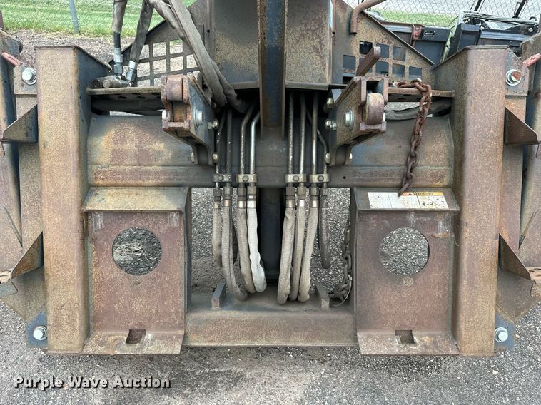 image for item DJ6219 Bobcat 8811  skid steer backhoe