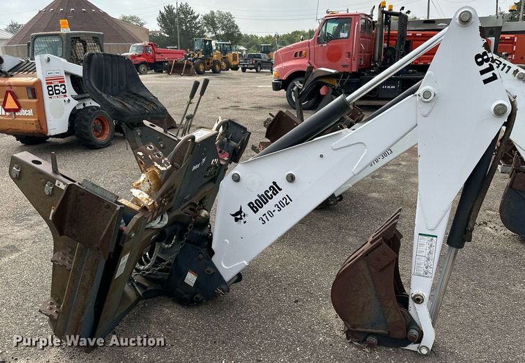 image for item DJ6220 Bobcat 811  skid steer backhoe