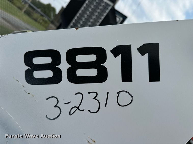 image for item DJ6221 Bobcat 8811  skid steer backhoe