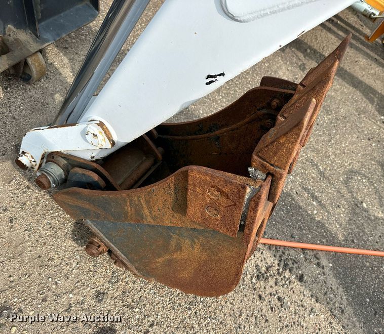 image for item DJ6221 Bobcat 8811  skid steer backhoe