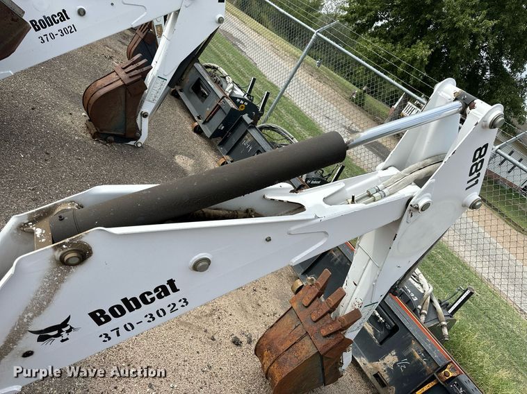 image for item DJ6221 Bobcat 8811  skid steer backhoe