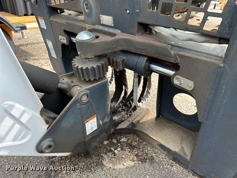 image for item DJ6221 Bobcat 8811  skid steer backhoe