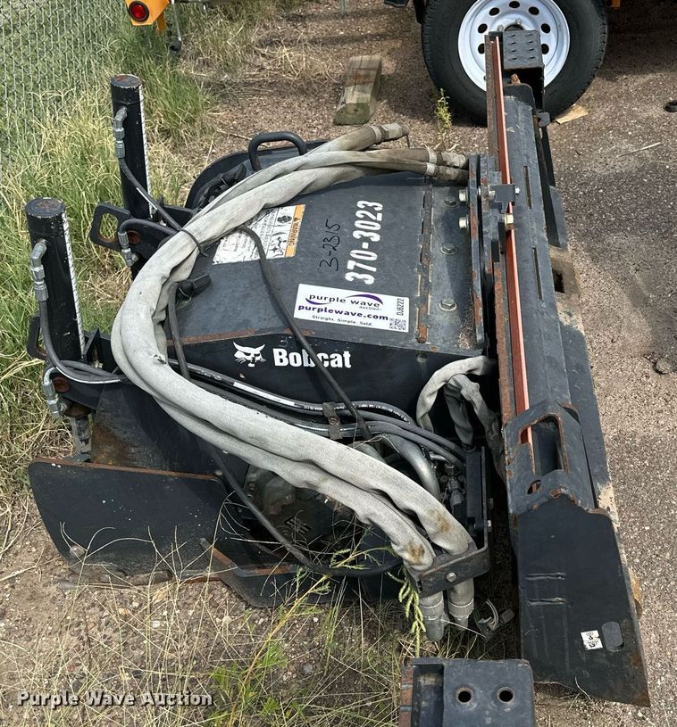 image for item DJ6222 2012 Bobcat 24PLA  skid steer cold planer