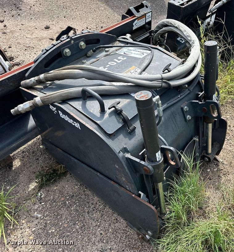 image for item DJ6222 2012 Bobcat 24PLA  skid steer cold planer