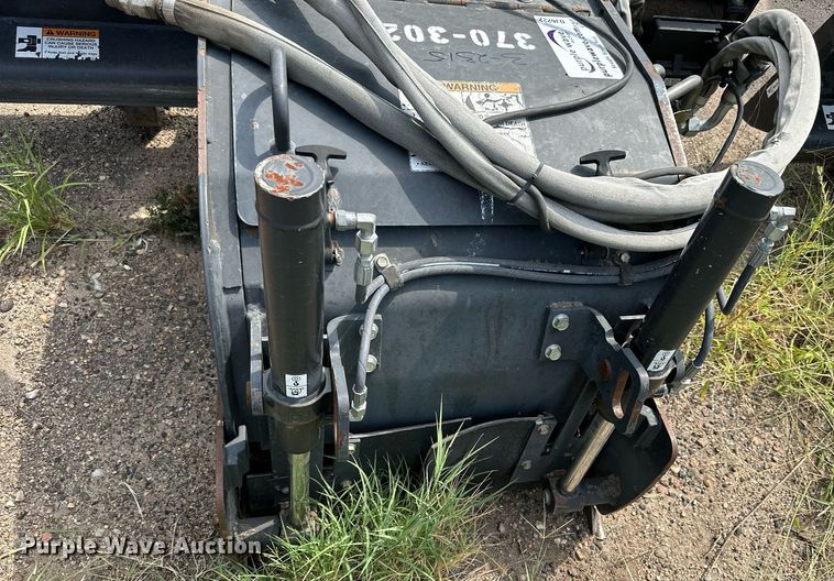 image for item DJ6222 2012 Bobcat 24PLA  skid steer cold planer